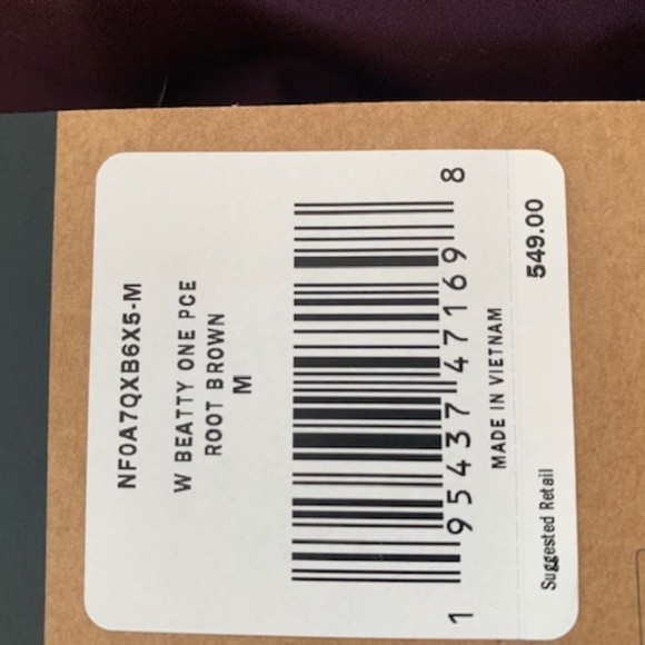 BNWT - Picture 2 of 6